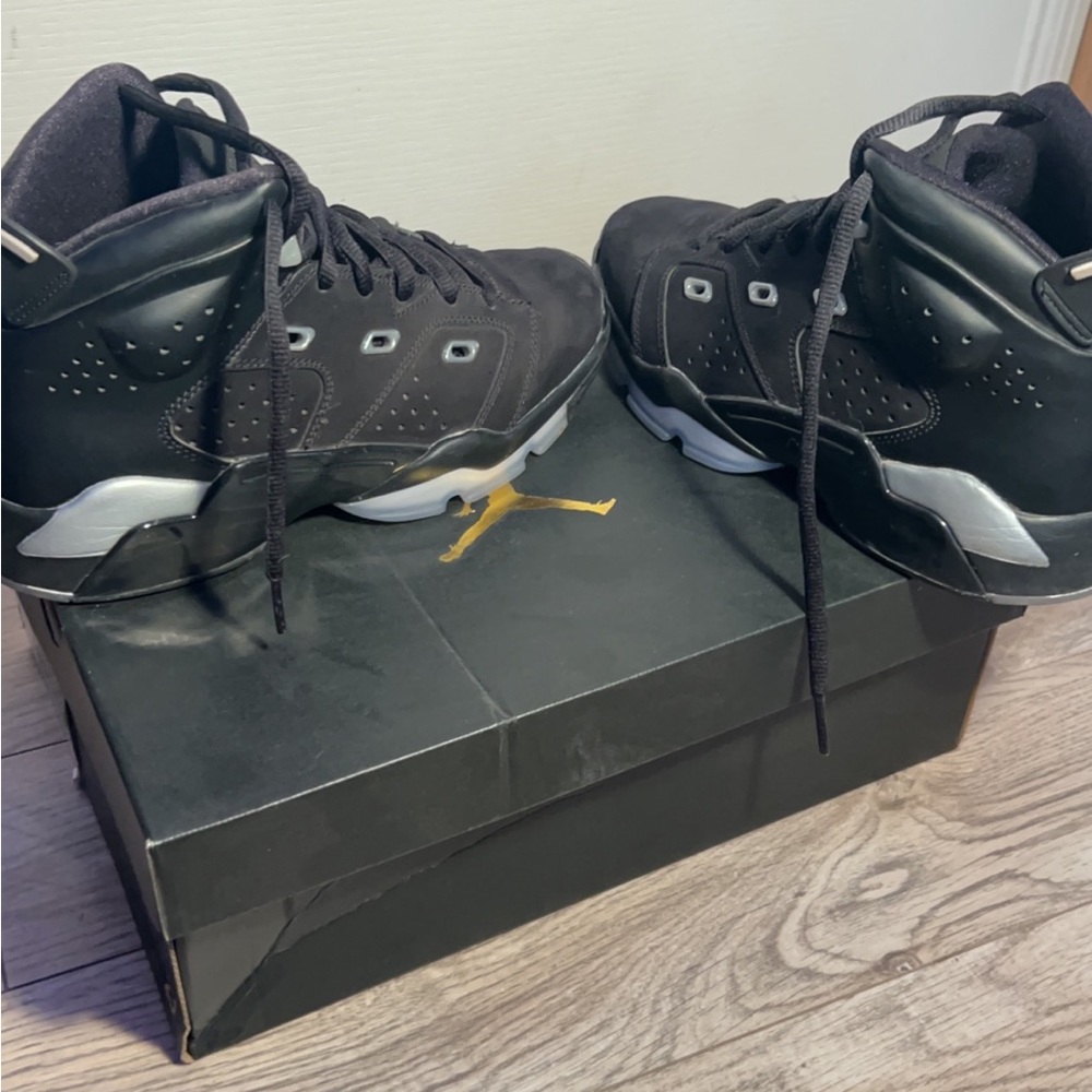 Air Jordan 6-17-23 View 2
